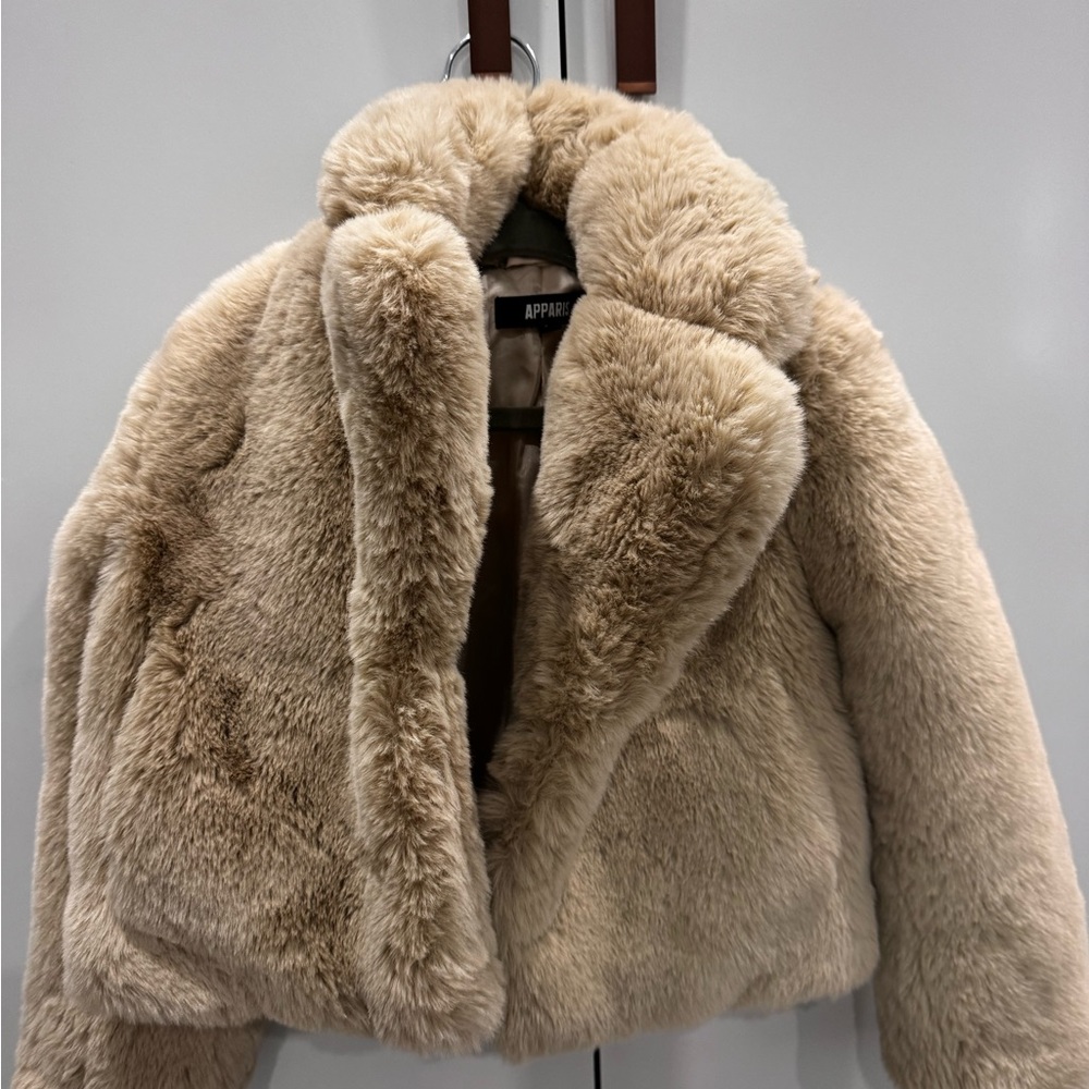 Apparis Little Girls’ Faux Fur Coat